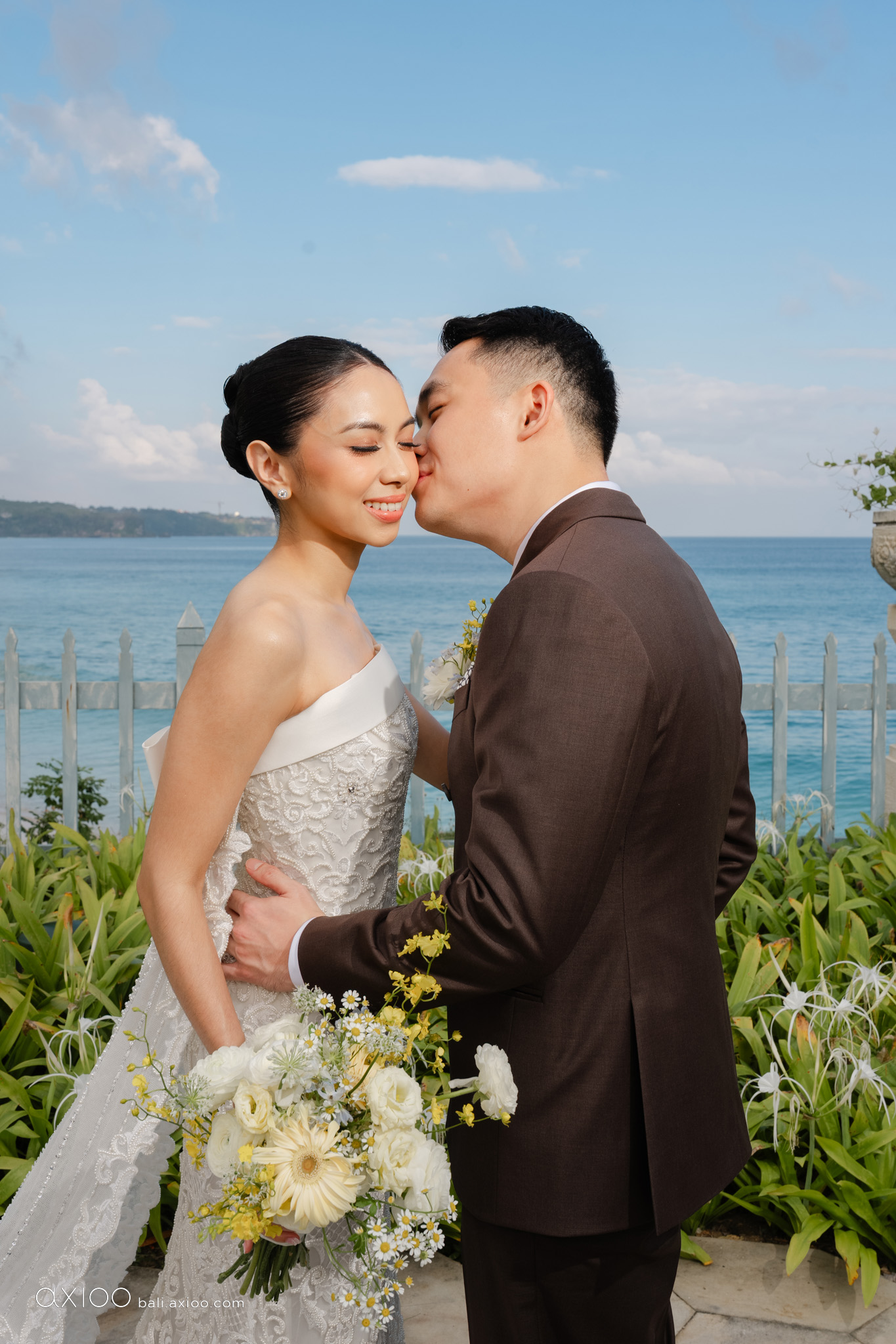 Axioo: An Estate State of Mind | Jumeirah Bali Wedding